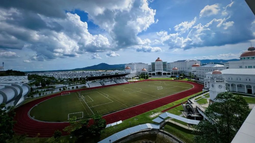 麦翠斯国际学校 校园图片 2