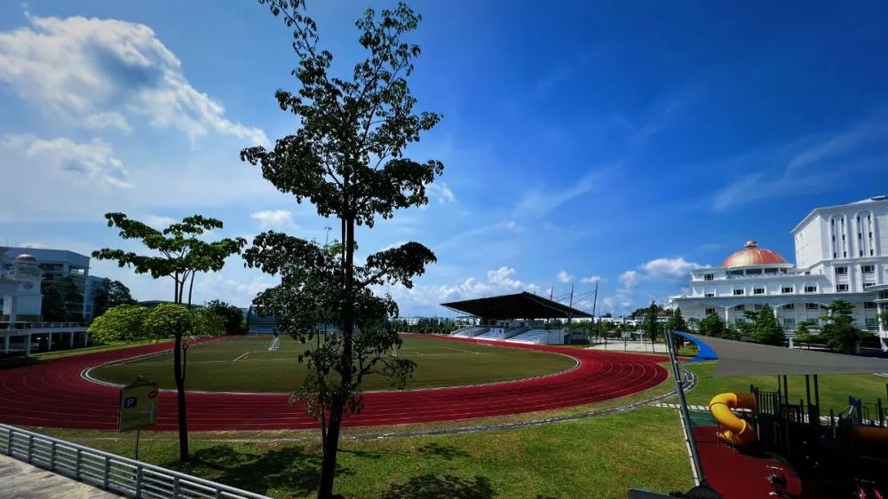 麦翠斯国际学校 校园图片 1