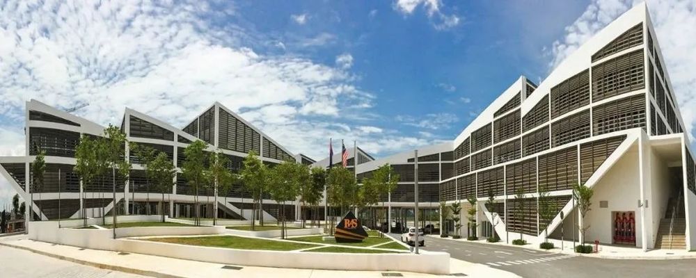 莱佛士美国学校 校园图片 1