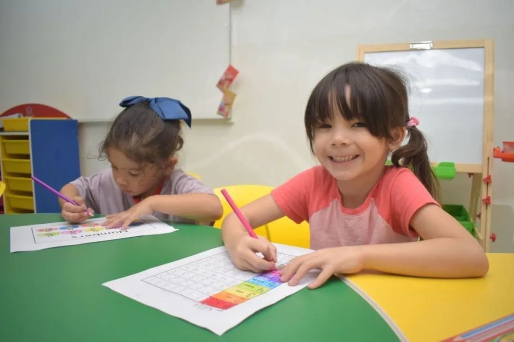 圣约翰国际学校 校园图片 1