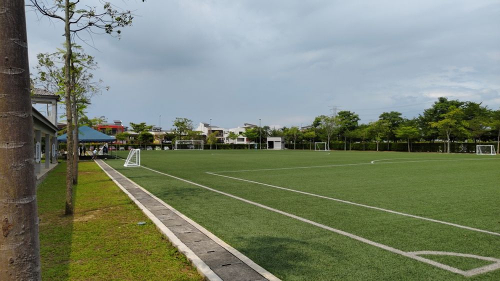 腾比国际学校 校园图片 1