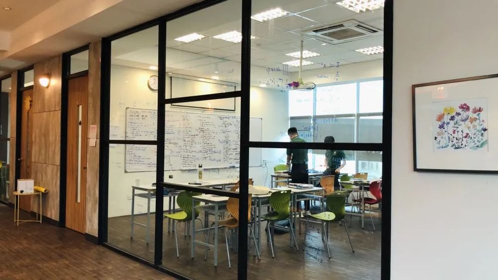 西湖国际学校 校园图片 3